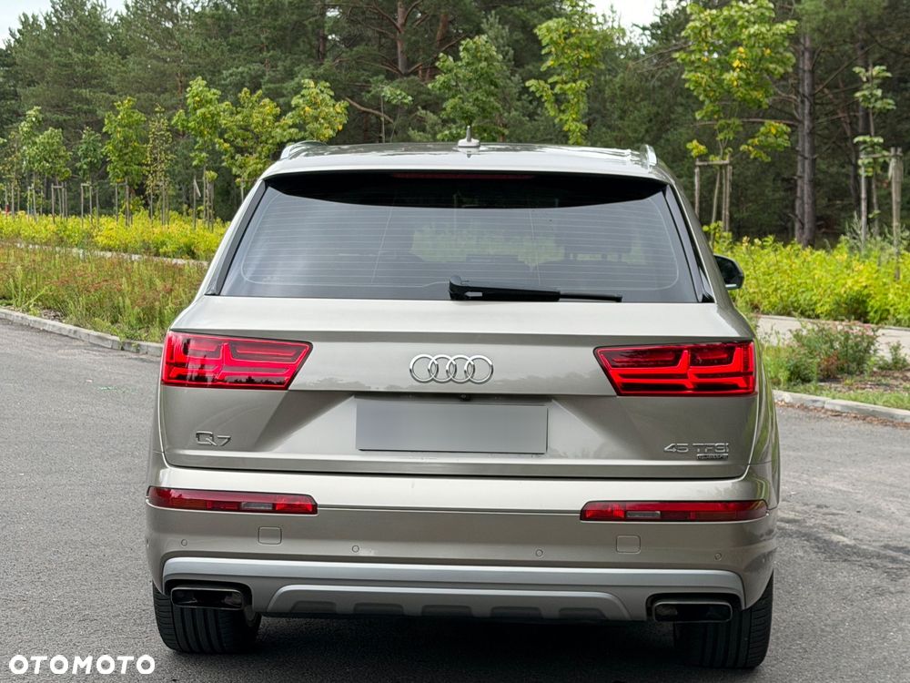 Audi Q7 3.0 TFSI Quattro Tiptronic - 9