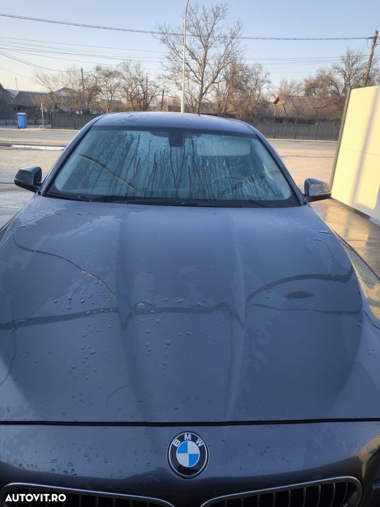 BMW Seria 5 520d AT - 1