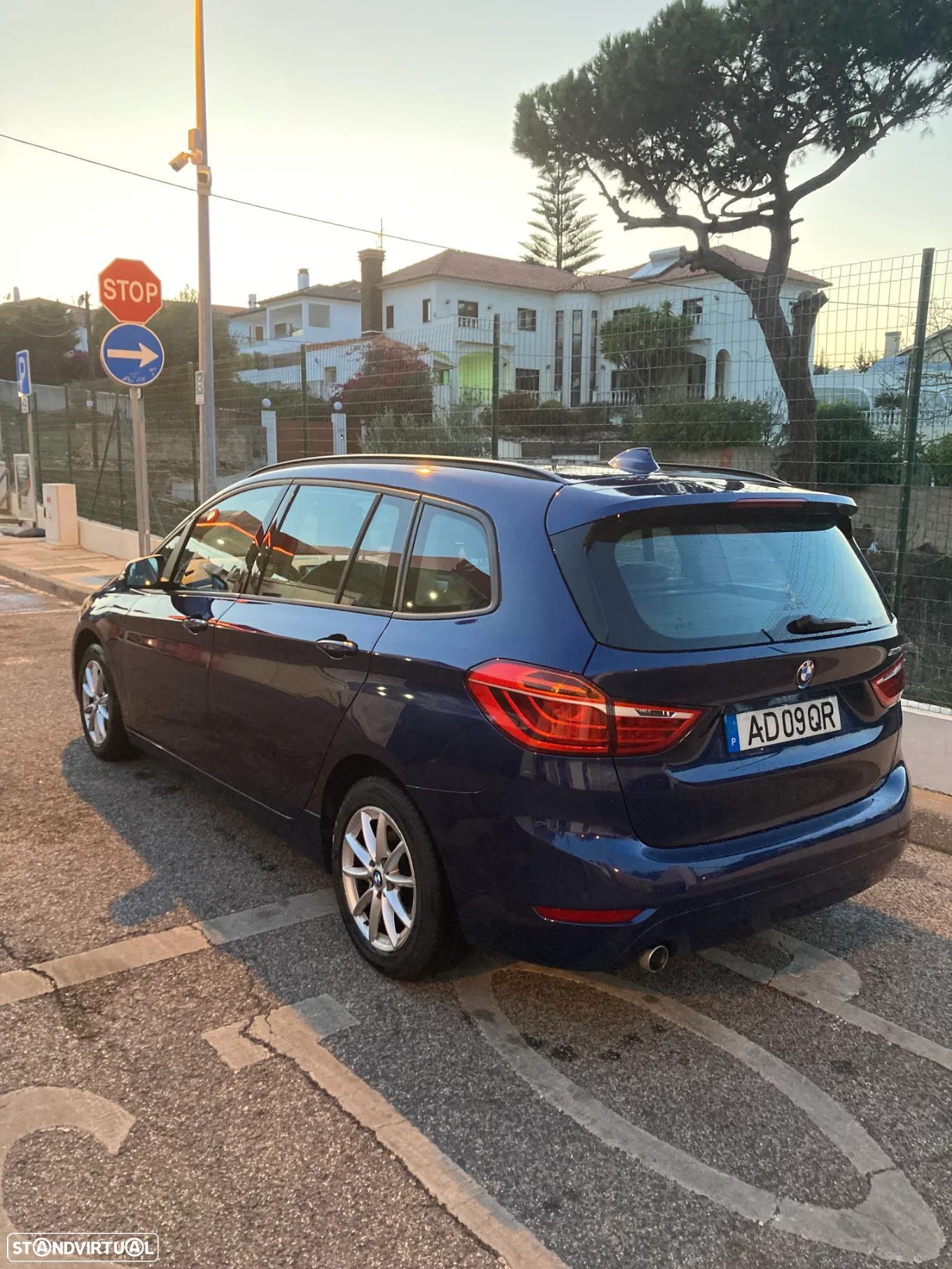BMW 216 Gran Tourer d - 4