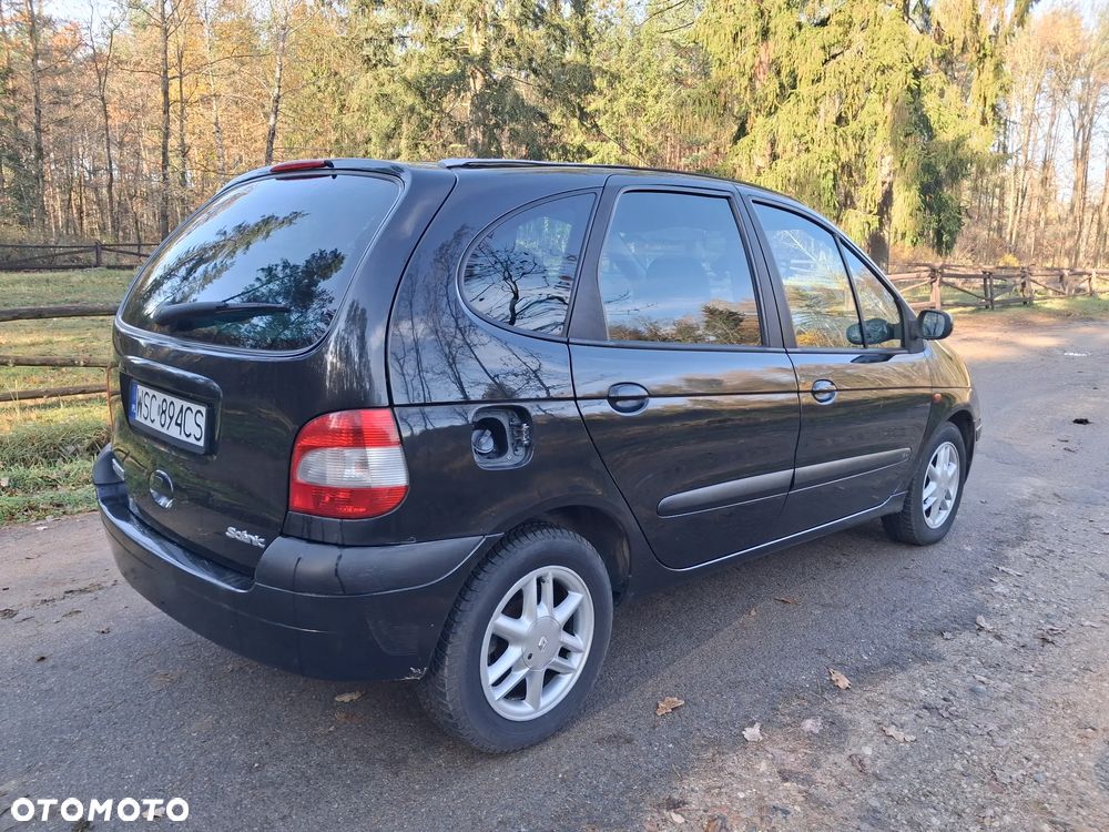 Renault Scenic - 4