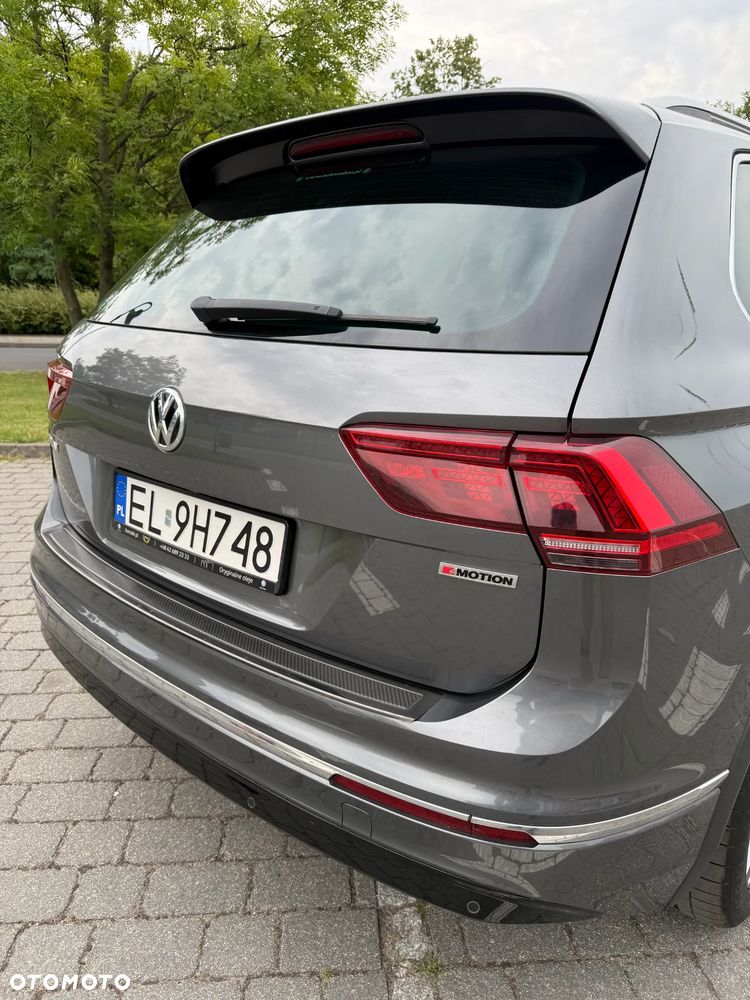 Volkswagen Tiguan - 35