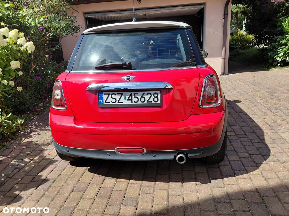 MINI Cooper Standard - 4