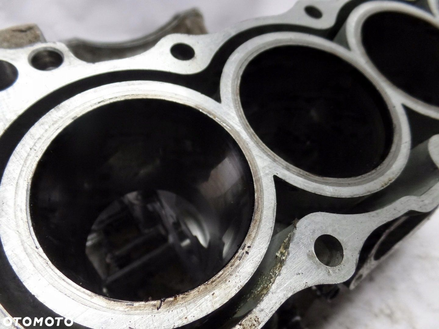 KARTERY BLOK SILNIKA HONDA CB 600 PC25E HORNET - 12