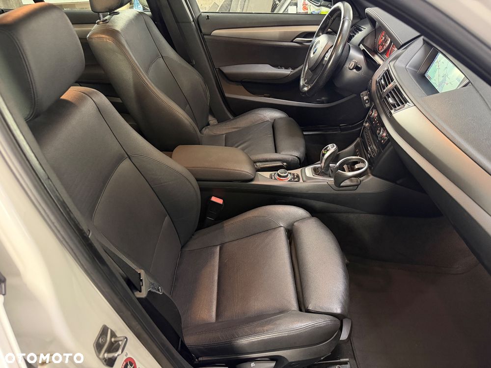 BMW X1 sDrive20d Sport Line - 5