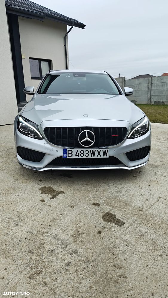 MERCEDES-BENZ Clasa C