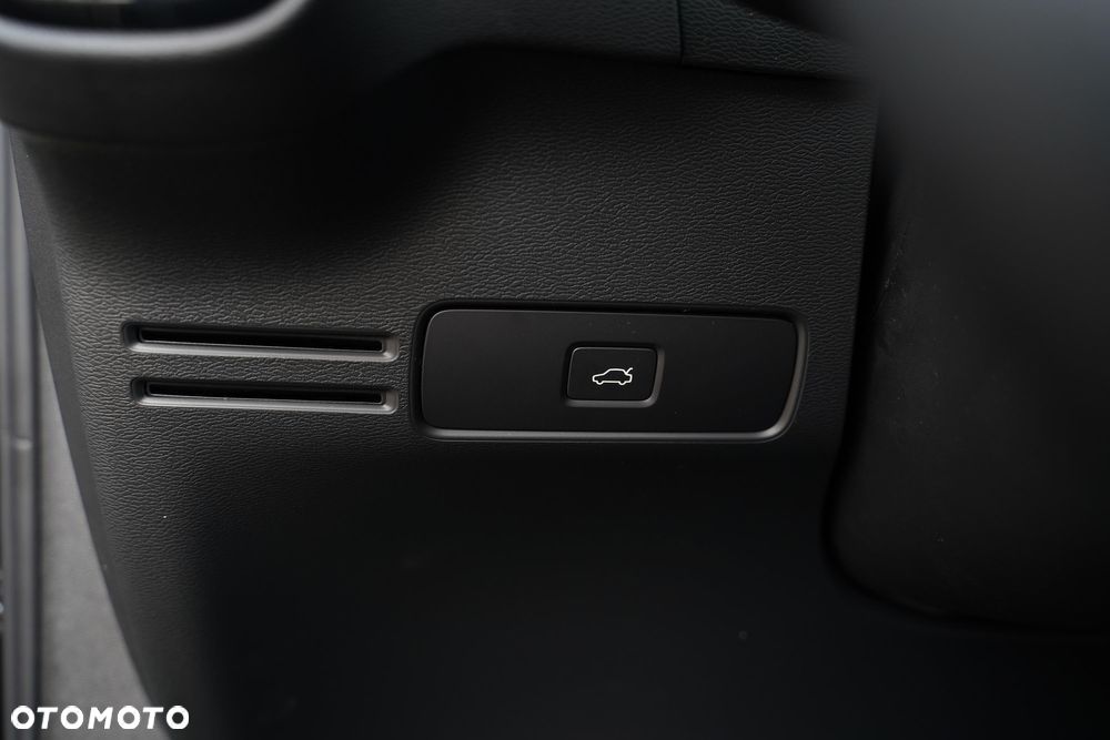 Volvo XC 40 B3 Core - 10