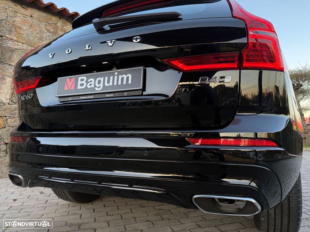 Volvo XC 60 2.0 D4 R-Design Geartronic - 17