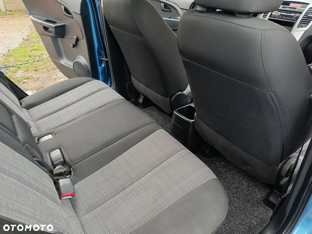 Kia Venga 1.4 CVVT Vision - 13