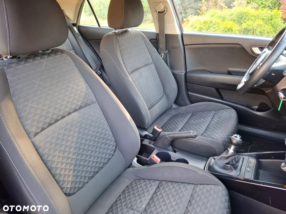 Kia Rio - 17