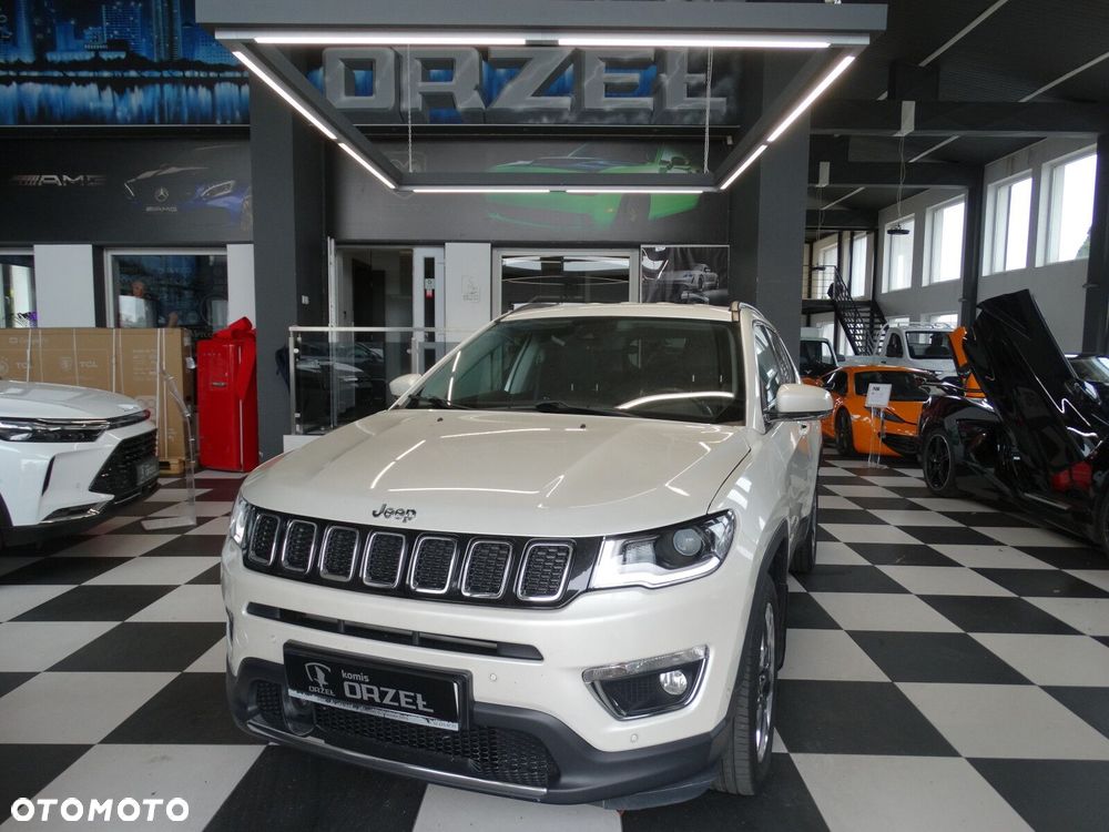 Jeep Compass - 1