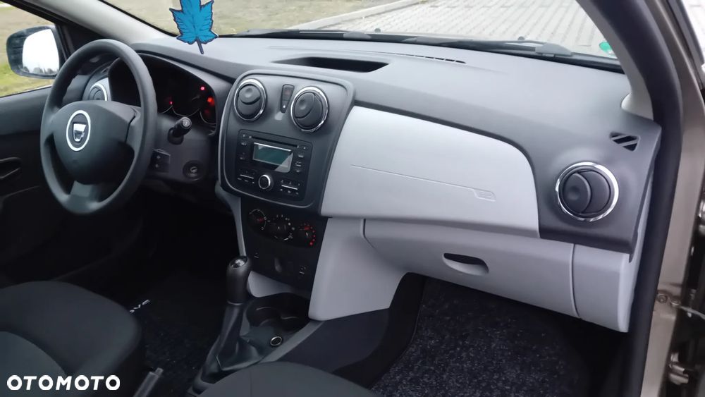 Dacia Sandero 1.2 16V 75 Live - 11
