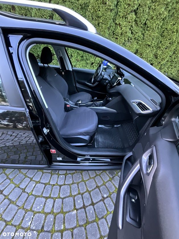 Peugeot 2008 - 7