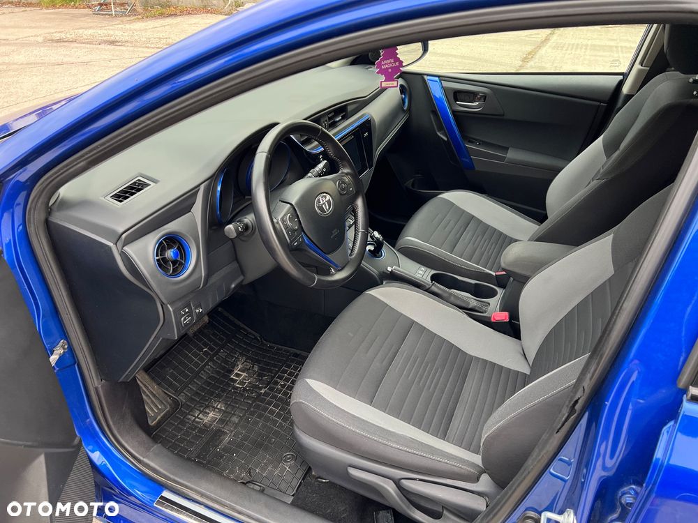 Toyota Auris 1.8 HSD Luna - 8