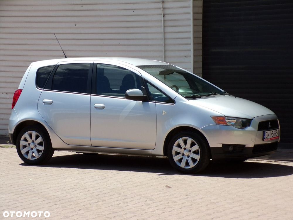 Mitsubishi Colt - 3