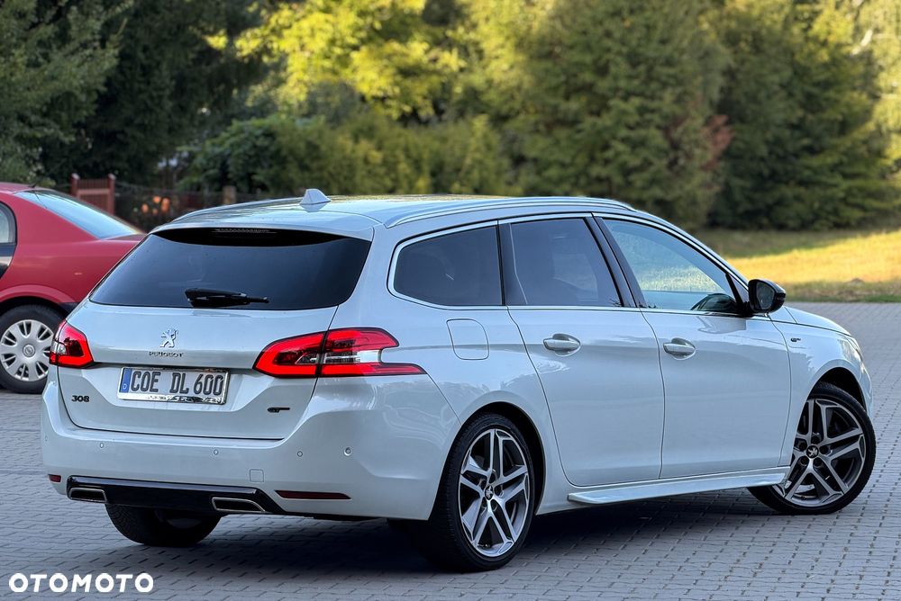Peugeot 308 BlueHDi FAP 180 EAT8 Stop & Start GT - 18