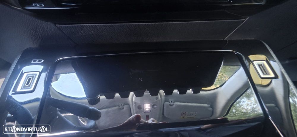 Peugeot 2008 1.5 BlueHDi Allure Pack - 26