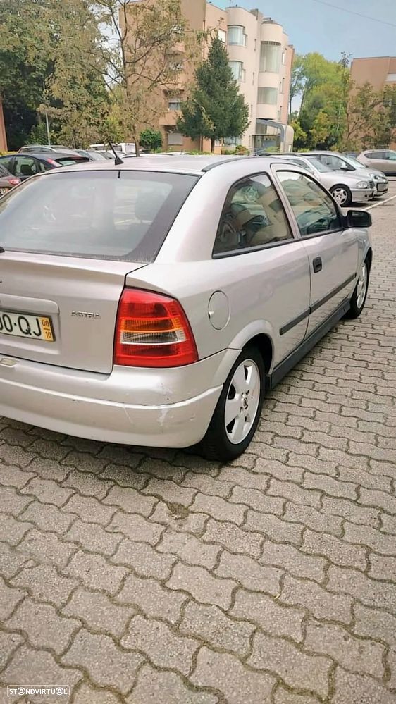 Opel Astra 1.4i Sport - 5