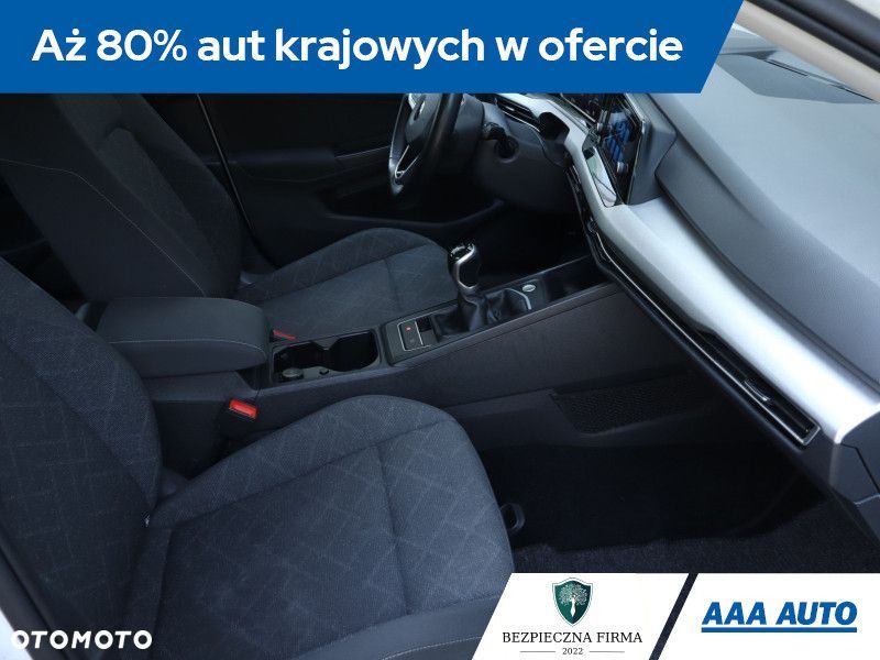 Volkswagen Golf Variant - 11