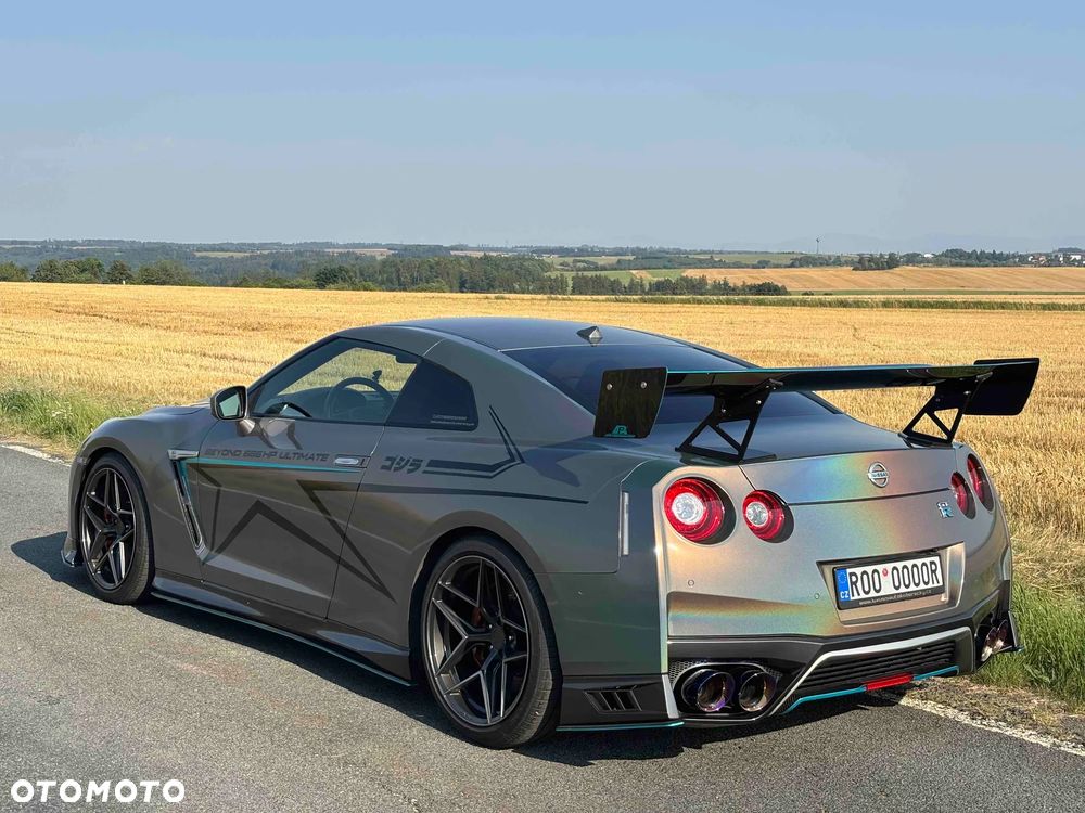 Nissan GT-R Prestige - 2