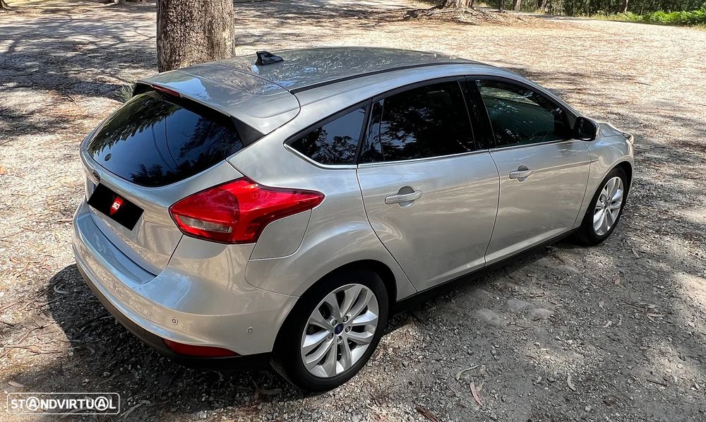 Ford Focus 1.5 TDCi Titanium - 8