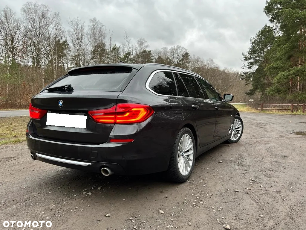 BMW Seria 5 520d Luxury Line - 4