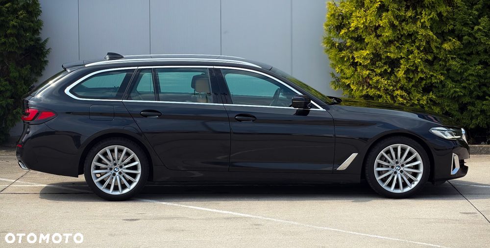 BMW Seria 5 540d xDrive mHEV Luxury Line - 11