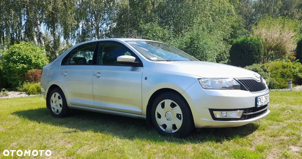 Skoda RAPID 1.2 Ambition Max - 14