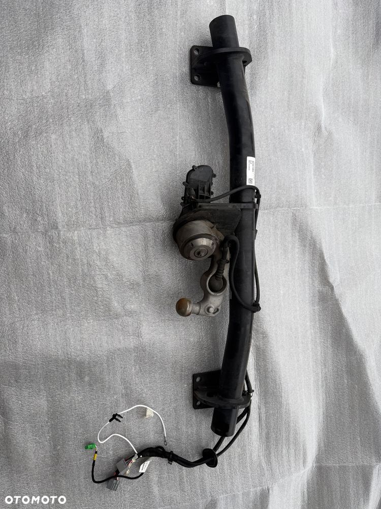 Hak holowniczy elektryczny Volvo XC 60 II 32351384 - 1