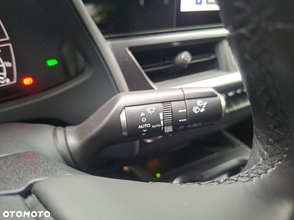 Lexus UX 250h GPF Business 2WD - 20
