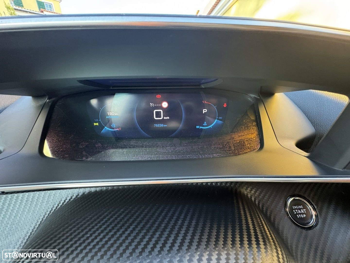 Peugeot 208 1.2 PureTech Allure Pack EAT8 - 28