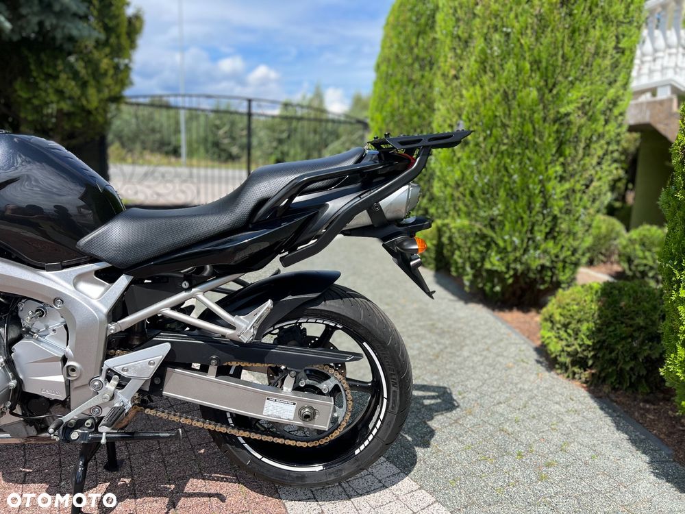 Yamaha FZ6 - 21