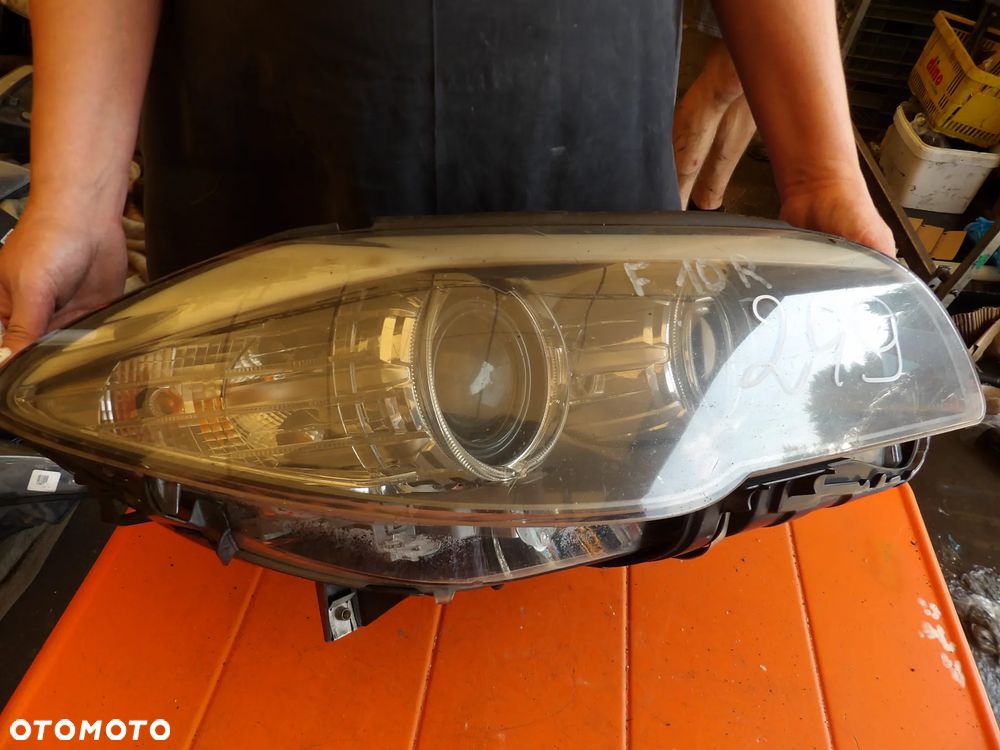 BMW - F10 - H7 - PĘKNIĘTE SZKŁO I OBUDOWA - PRAWA LAMPA PRZEDNIA - UK - 7203242 - 1