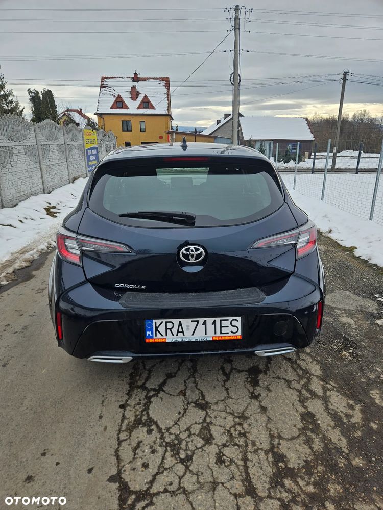 Toyota Corolla - 10