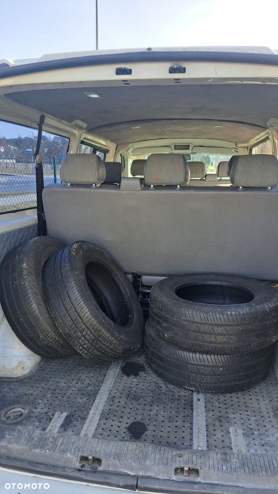 Volkswagen Transporter - 14