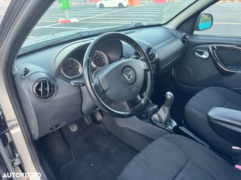 Dacia Duster 1.6 4x2 Prestige - 21