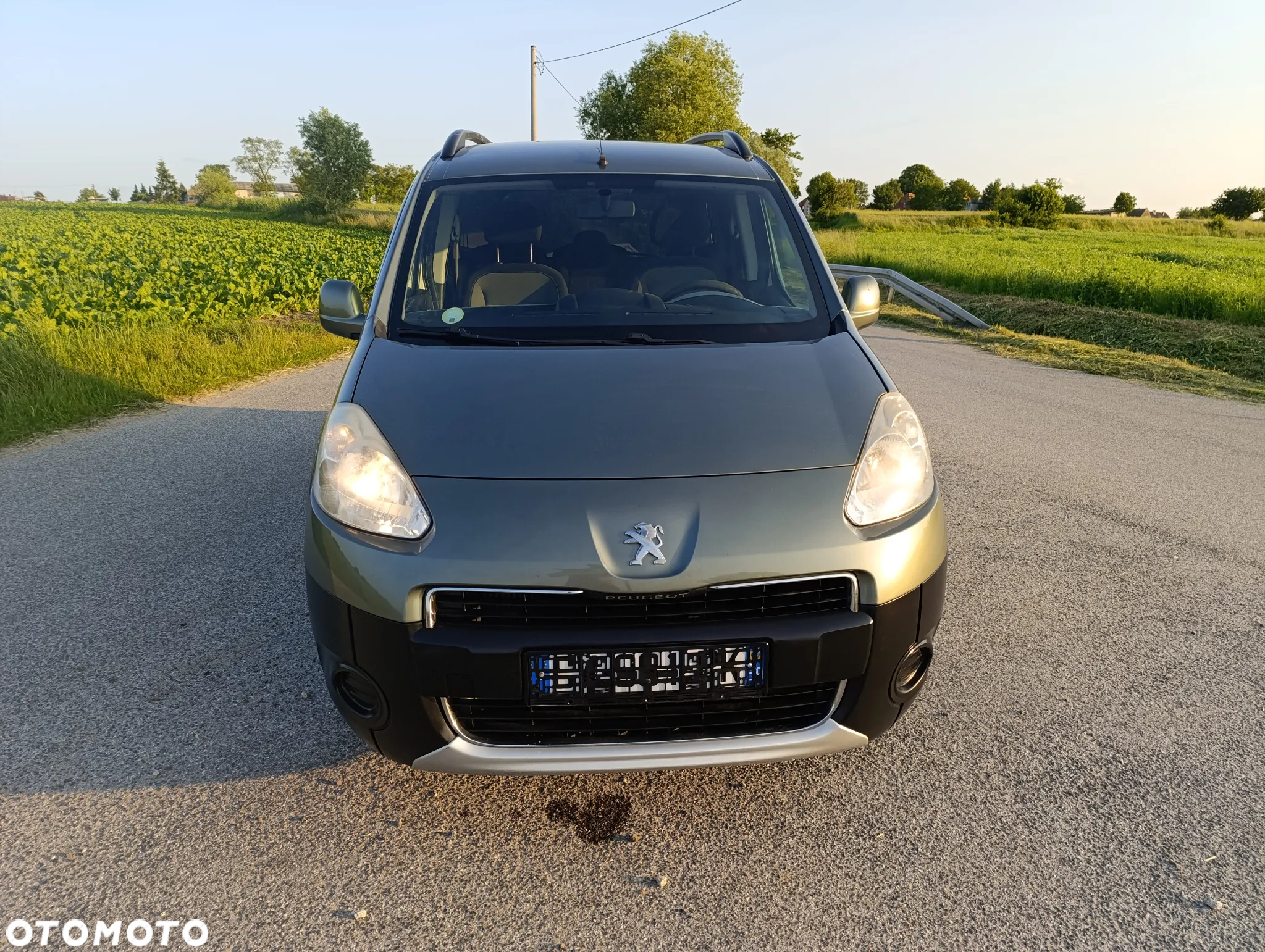 Peugeot Partner Tepee HDi FAP 110 Tendance mit Familien-Paket - 8