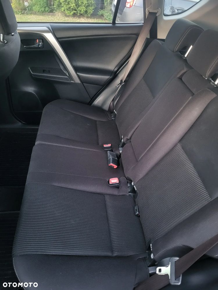Toyota RAV4 2.0 D-4D Premium - 23
