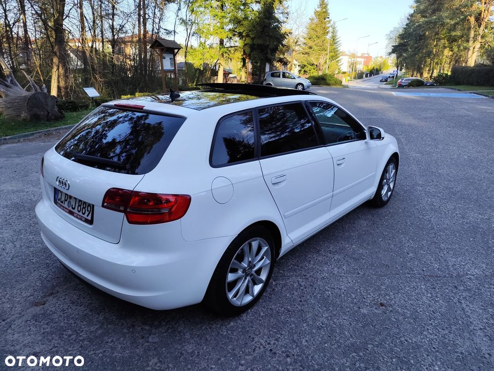Audi A3 Sportback 2.0 TDI DPF S tronic Ambiente - 10