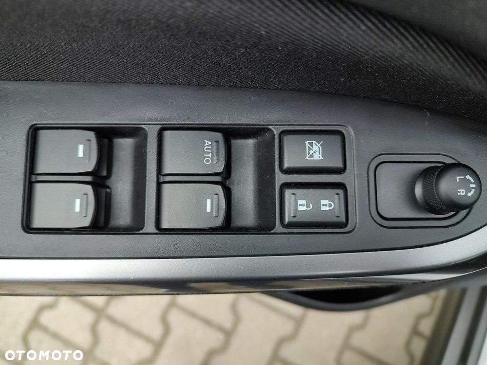 Suzuki Vitara 1.4 Boosterjet mHEV Premium 2WD - 11