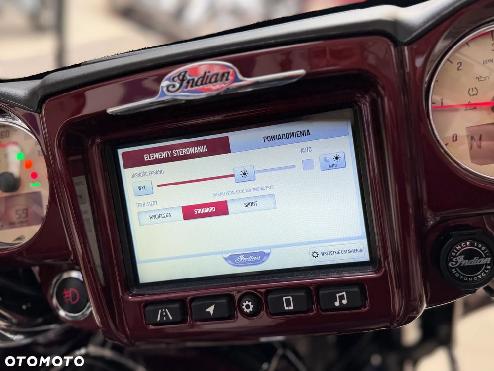 Indian Roadmaster - 35