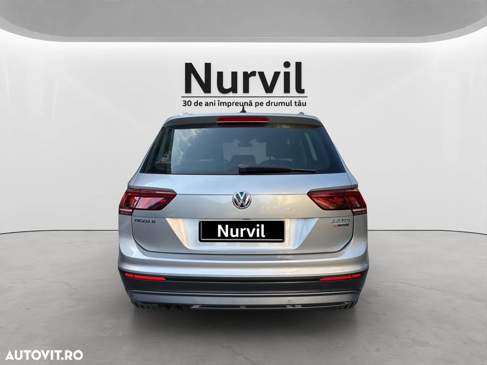 Volkswagen Tiguan 2.0 TDI 4Mot DSG Comfortline - 6
