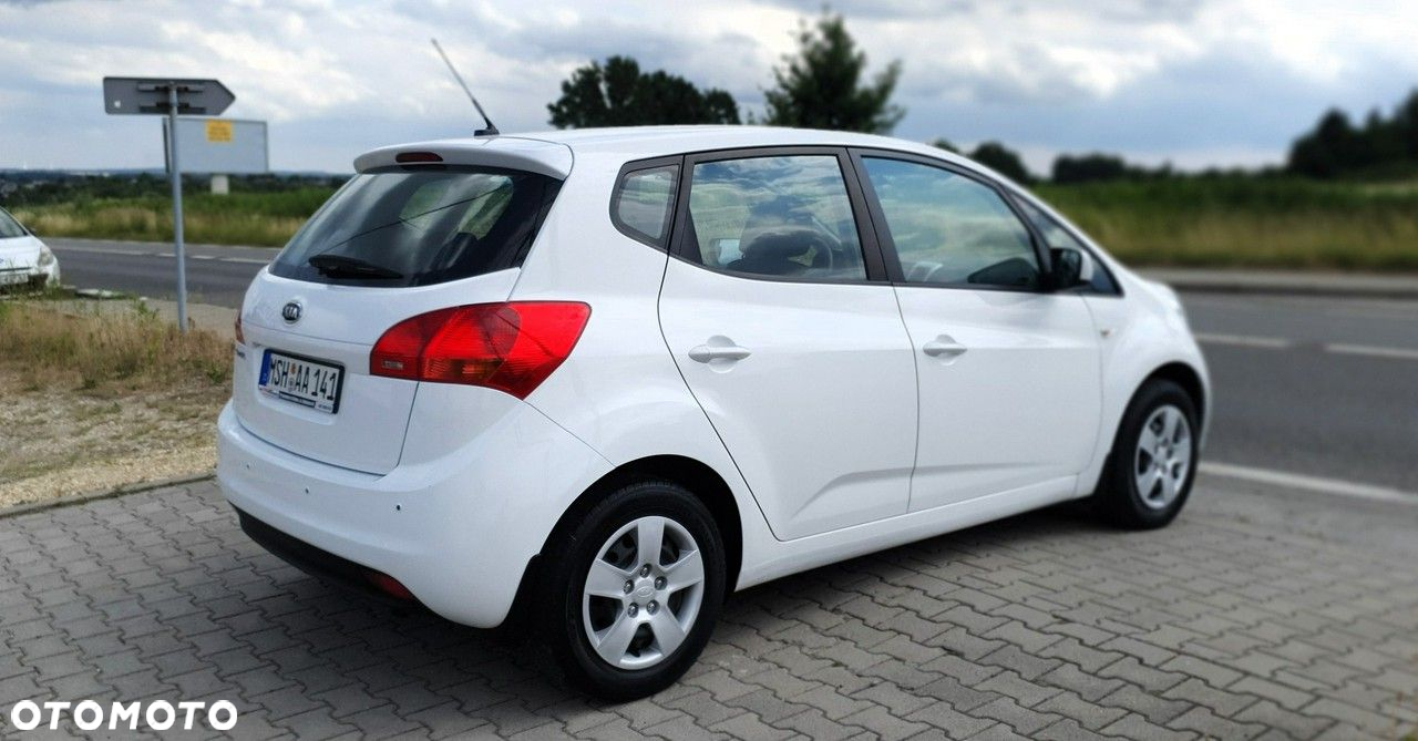 Kia Venga - 4