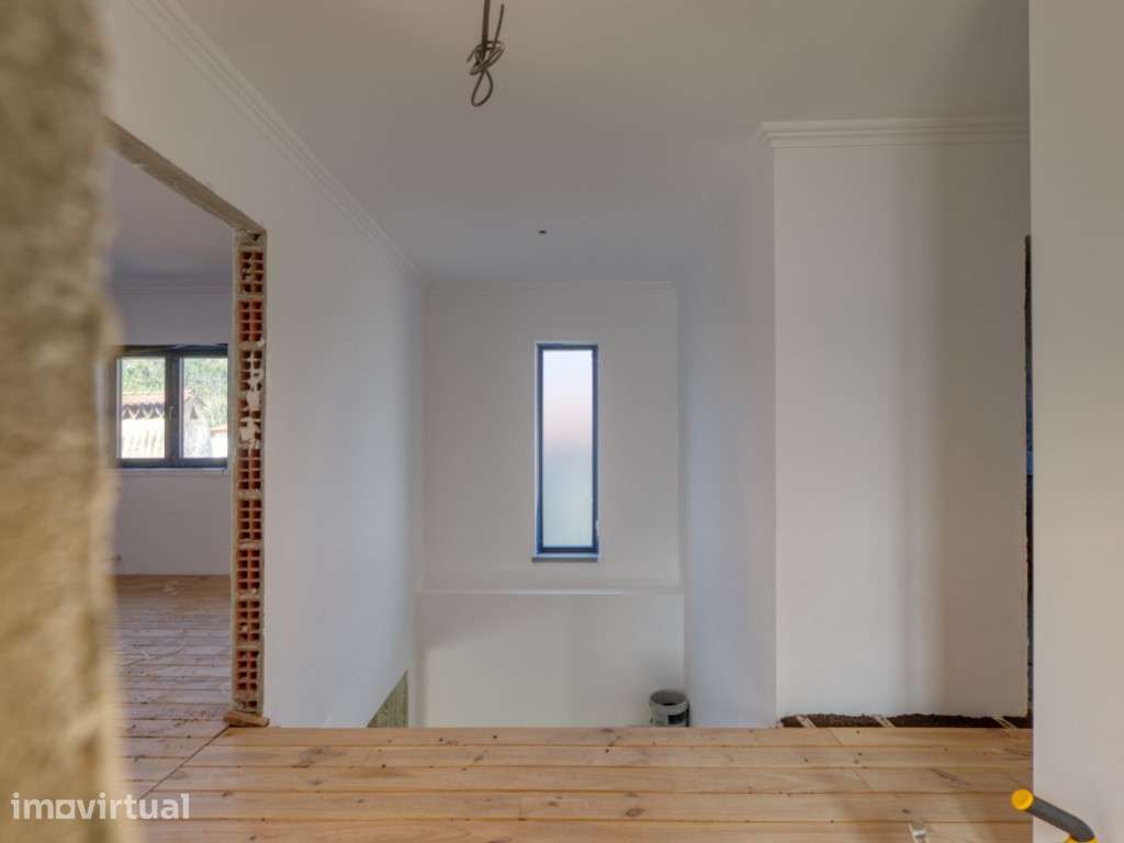 Moradia T4 Nova com Garagem Fechada | Qualidade, Conforto e Natureza - Grande imagem: 4/34