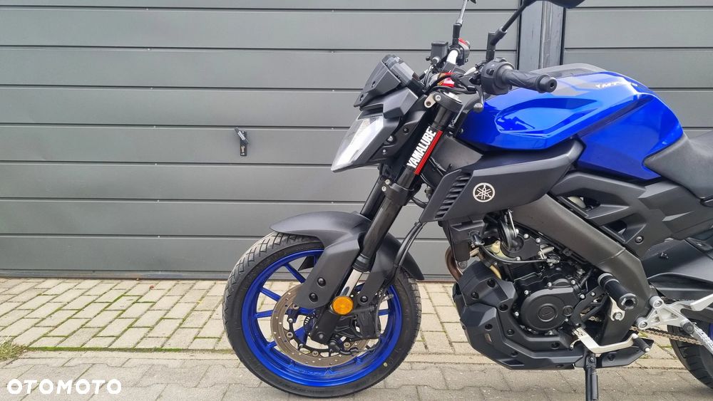 Yamaha MT - 8
