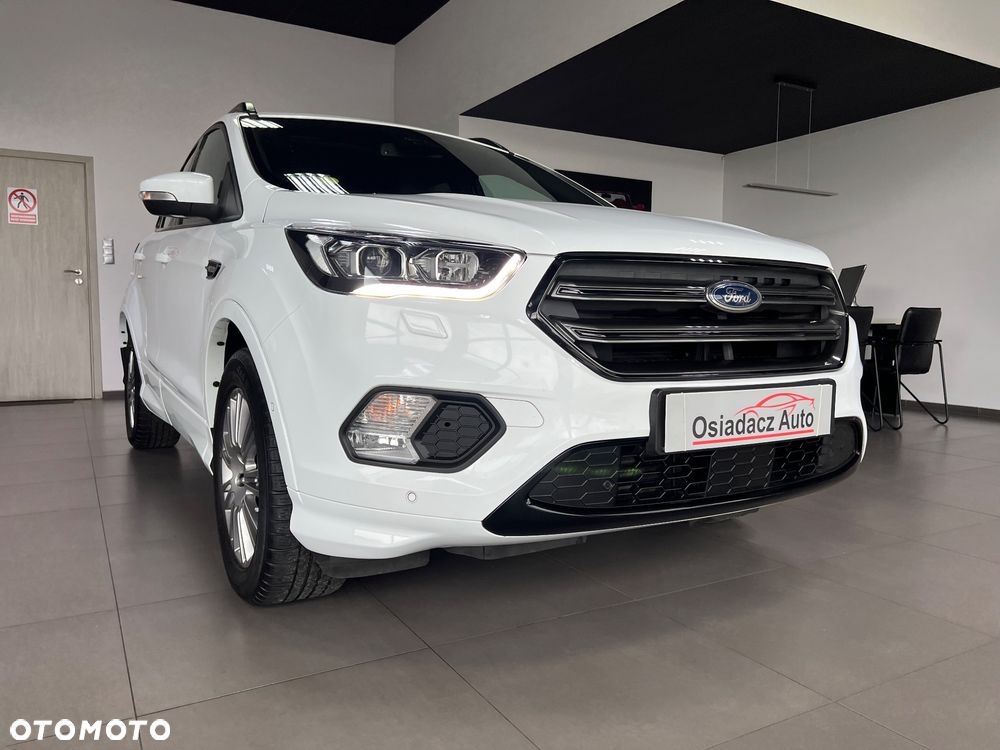 Ford Kuga 2.0 TDCi 4x2 ST-Line - 11