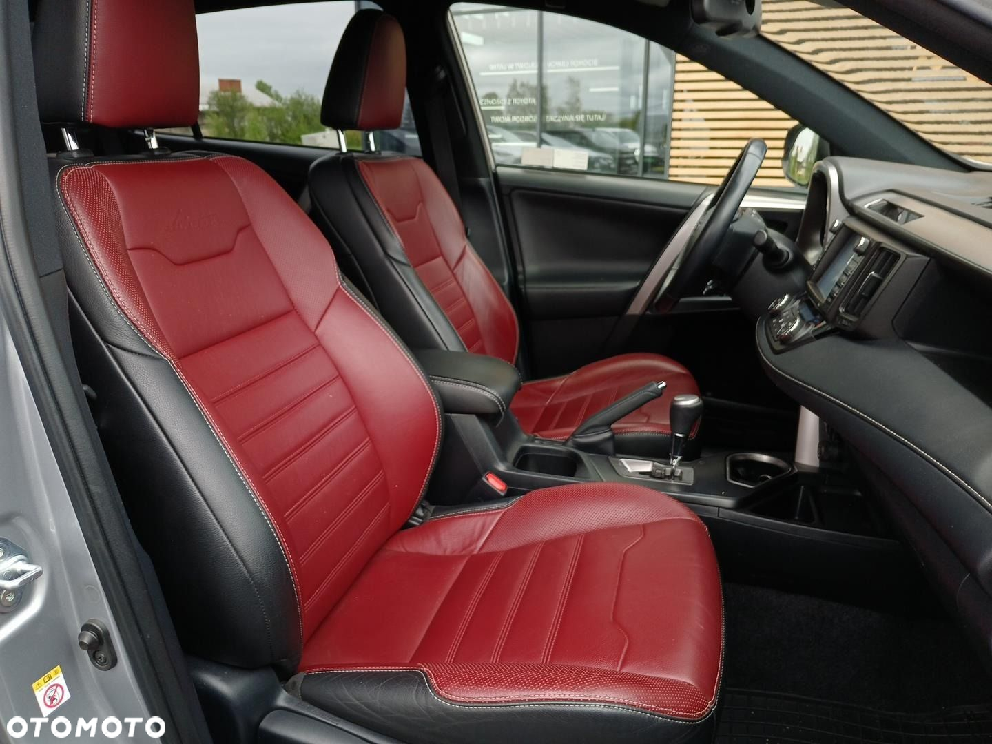 Toyota RAV4 - 22
