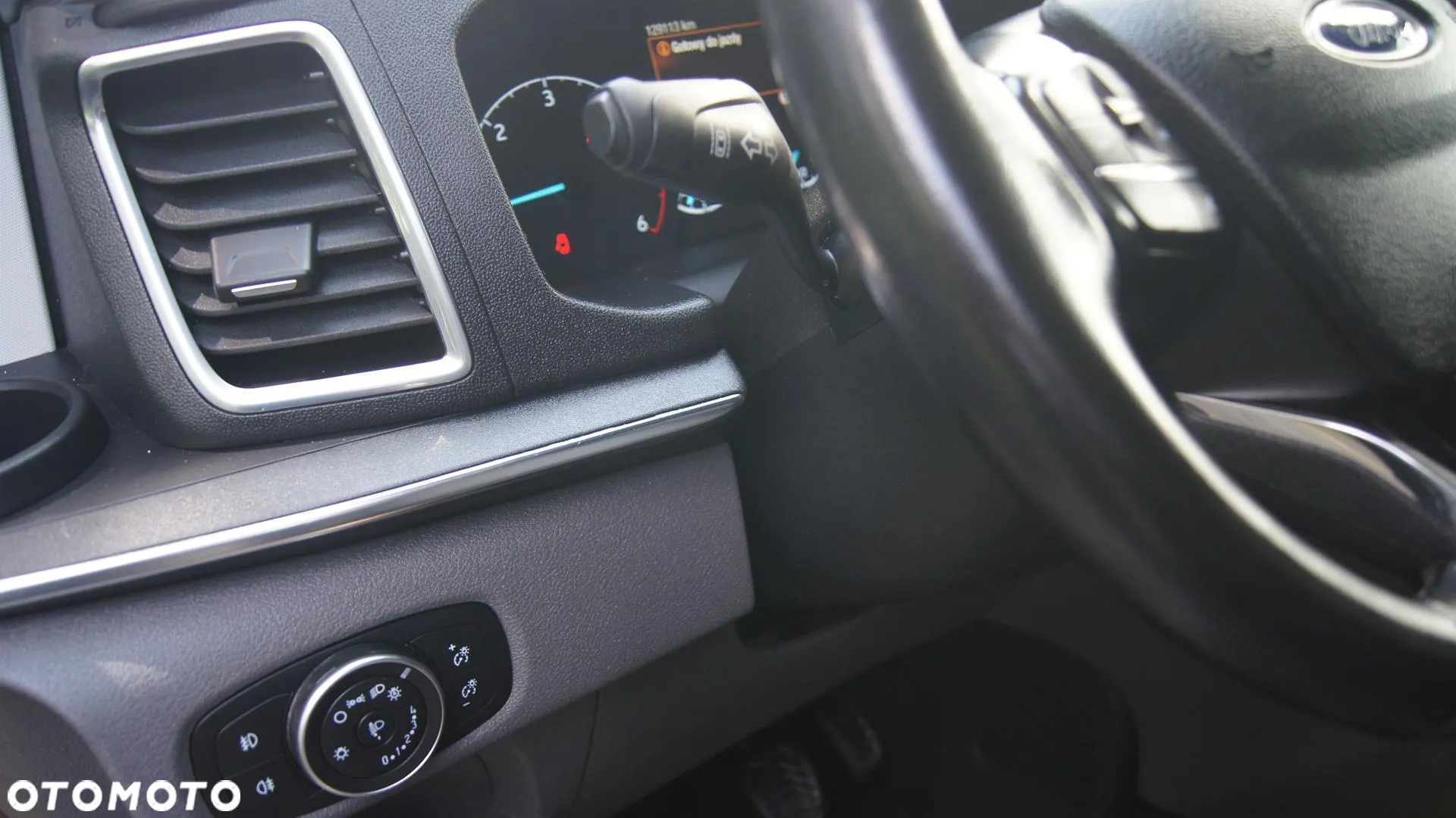 Ford Tourneo Custom 2.0 EcoBlue L2 Shuttle Bus Titanium - 22