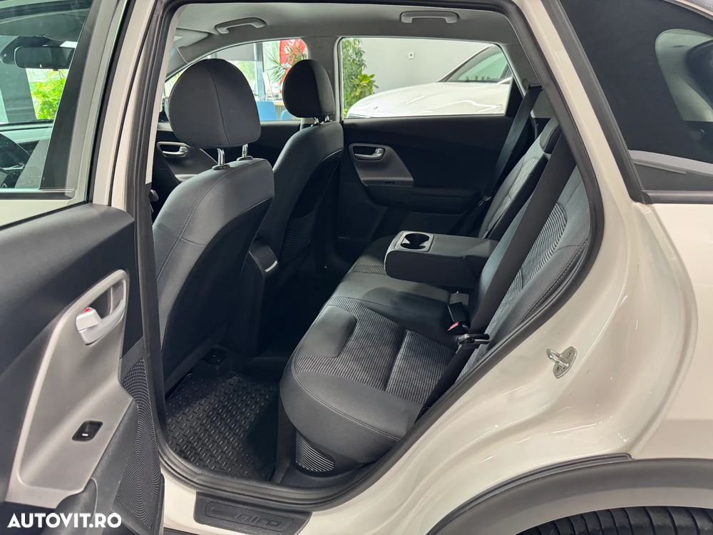 Kia Niro 1.6 GDI PHEV 2WD OPF Aut. Vision - 8