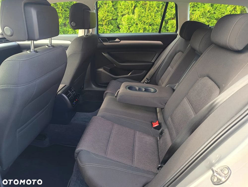 Volkswagen Passat 2.0 TDI BMT Comfortline - 34