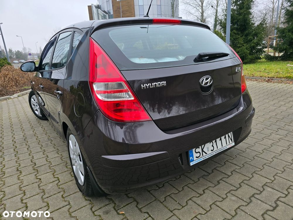 Hyundai i30 1.6 Comfort - 19